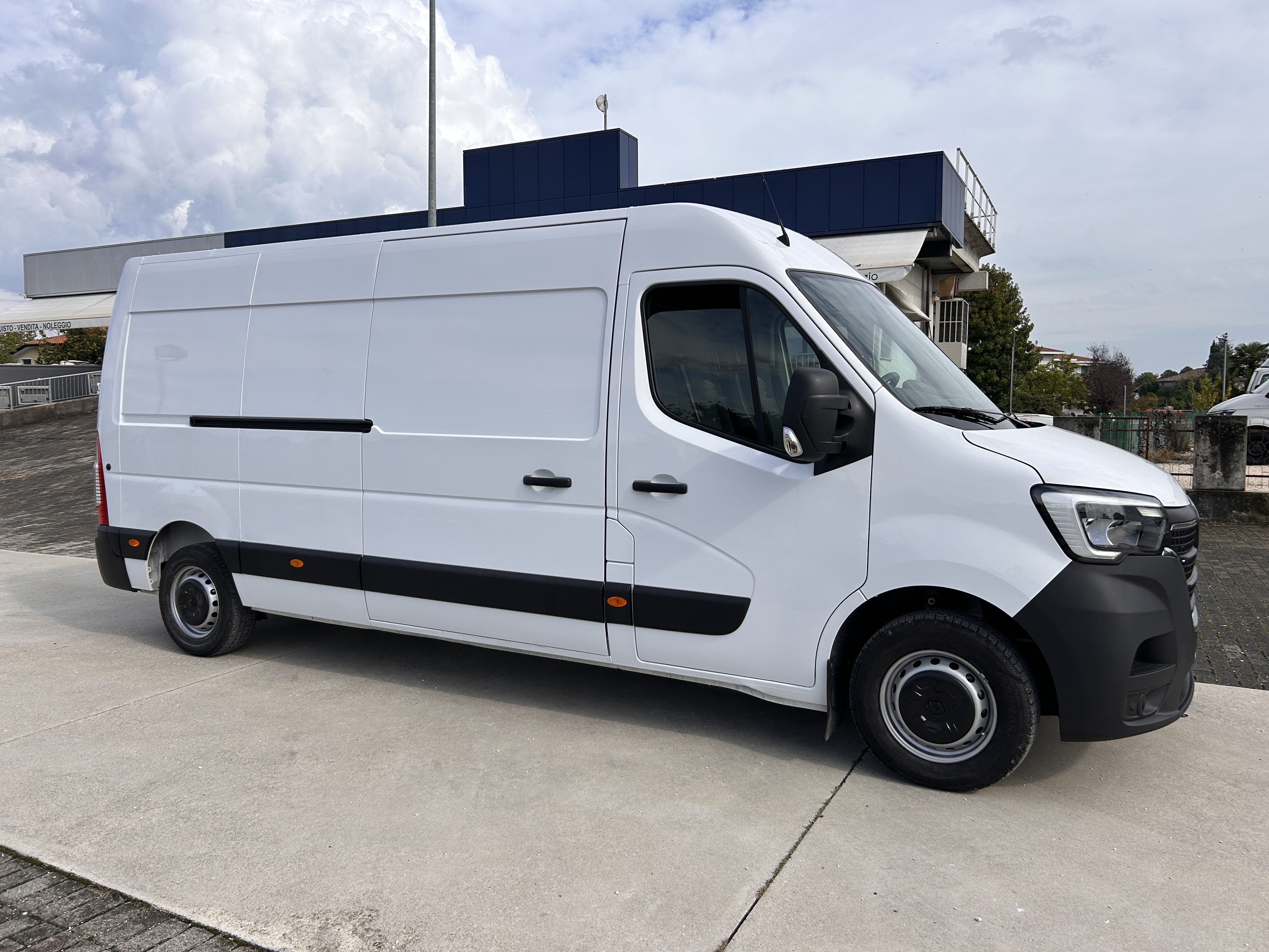 RENAULT MASTER L3H2